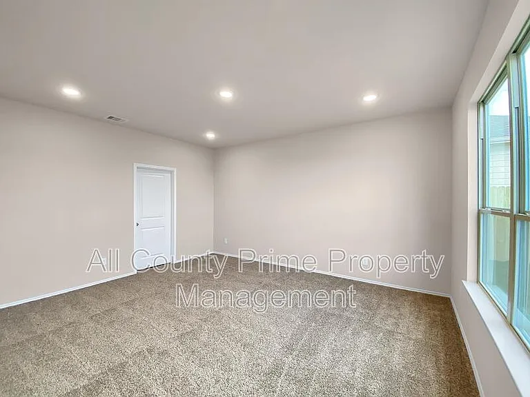 13071 Clear View Dr — Photo 10