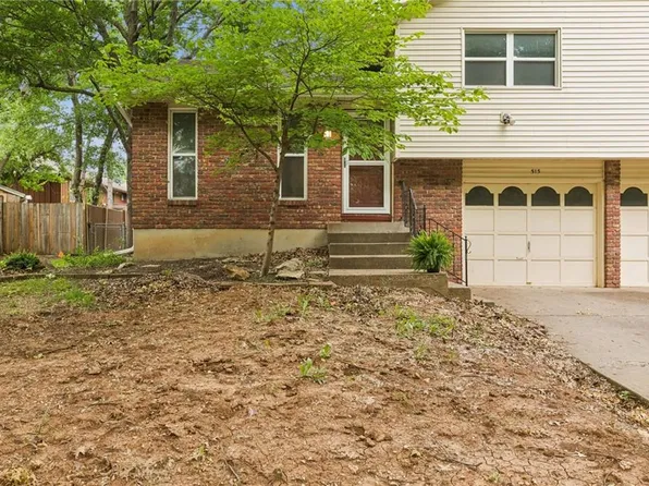 515 S Cardinal Dr, Olathe, KS 66062