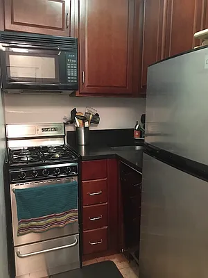 Rented by Cooper & Cooper Real Estate | media 16