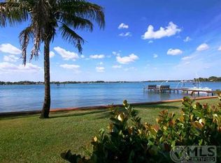 122 W Riverside Dr, Jupiter, FL 33469
