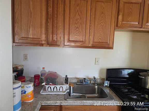 5th image of 8499 Westwood St