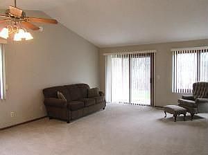 2nd image of 516 Laurie Dr NW