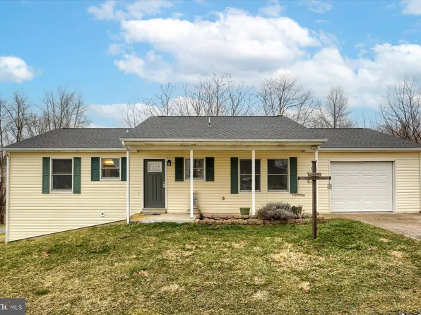 1828 Pebble Ct, Harrisburg, PA 17110