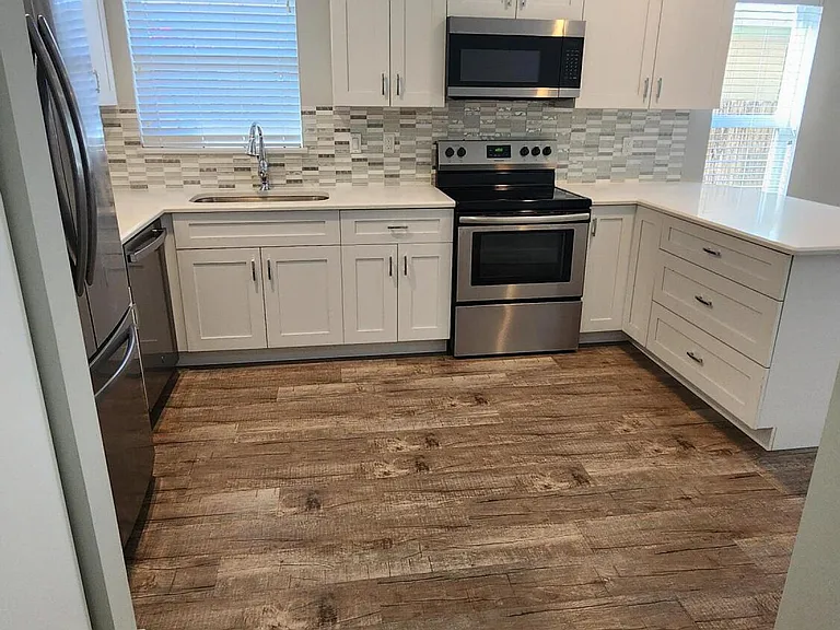 8783 SE Hobe Ridge Ave — Photo 3