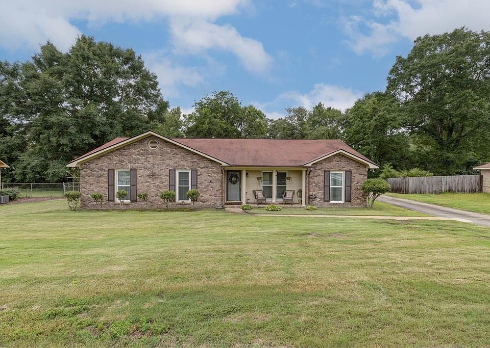 1st image of 4309 Castlewood Ct