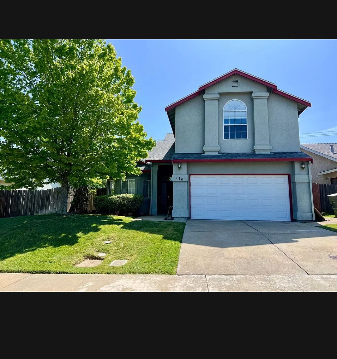 110 Cottage Pl — Photo 1