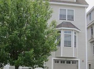 23 Duston Ave, Hampton, NH 03842