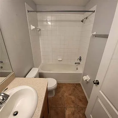 4060 Winding Vine Dr — Photo 104