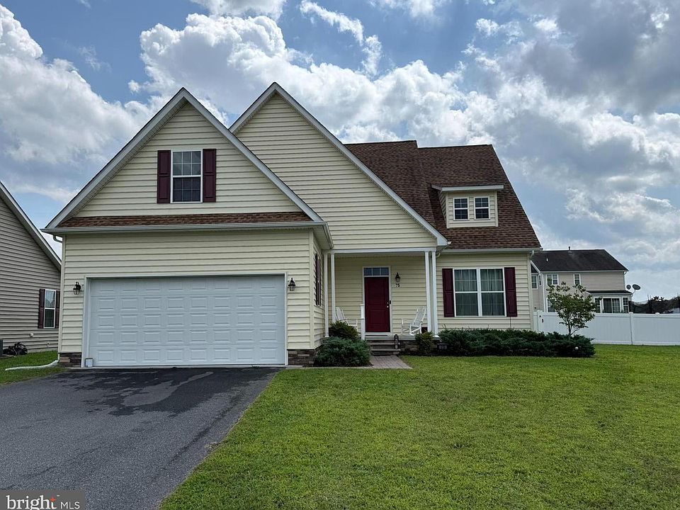 1st image of 75 Rocky Spring Ct