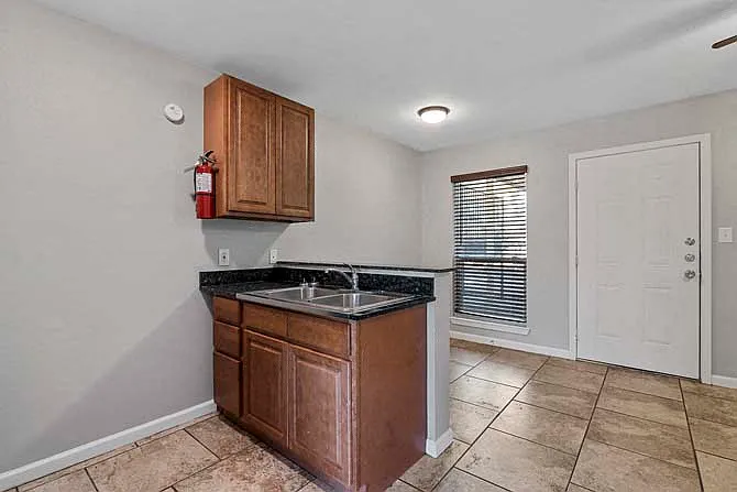 Sage Creek Apartments — Photo 32