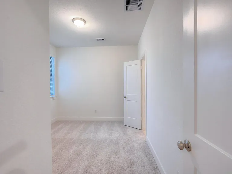 1535 Crystal Stream Dr — Photo 29