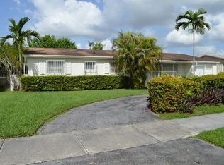 5910 SW 94th Pl, Miami, FL 33173