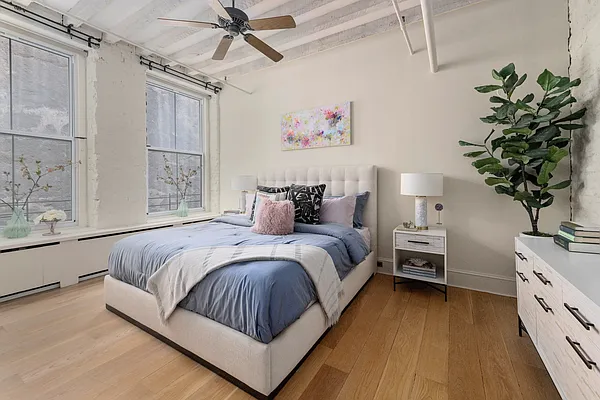 Sold by Compass | media 9