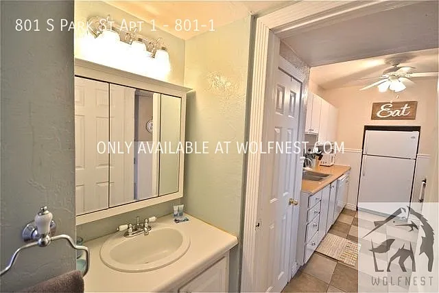 801 S Park St #1 — Photo 15