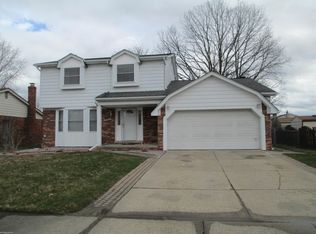 38634 Sumpter Dr, Sterling Heights, MI 48310