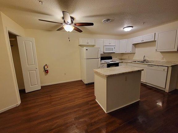 2nd image of 755 Northern Meadows Pkwy #204
