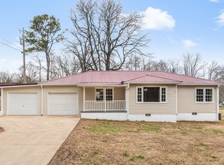 3 Chickamauga St, Fort Oglethorpe, GA 30742