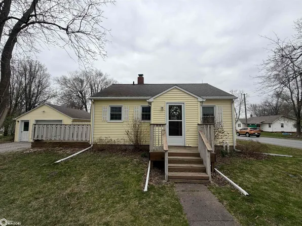303 E Chariton St, Moravia, IA 52571
