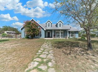 405 Zoeller Ln, Boerne, TX 78006