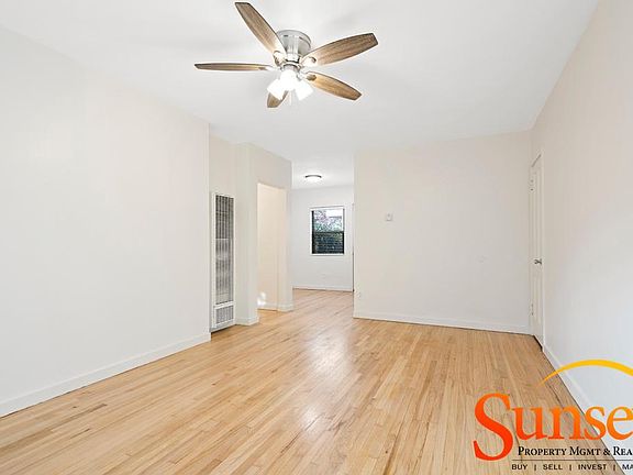 2nd image of 4417 Illinois St