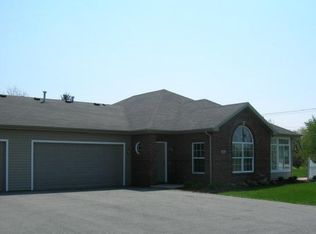 12741 Grand Station Dr, Fort Wayne, IN 46814