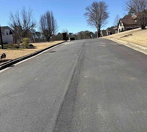 Exterior Neighborhood (street photo)