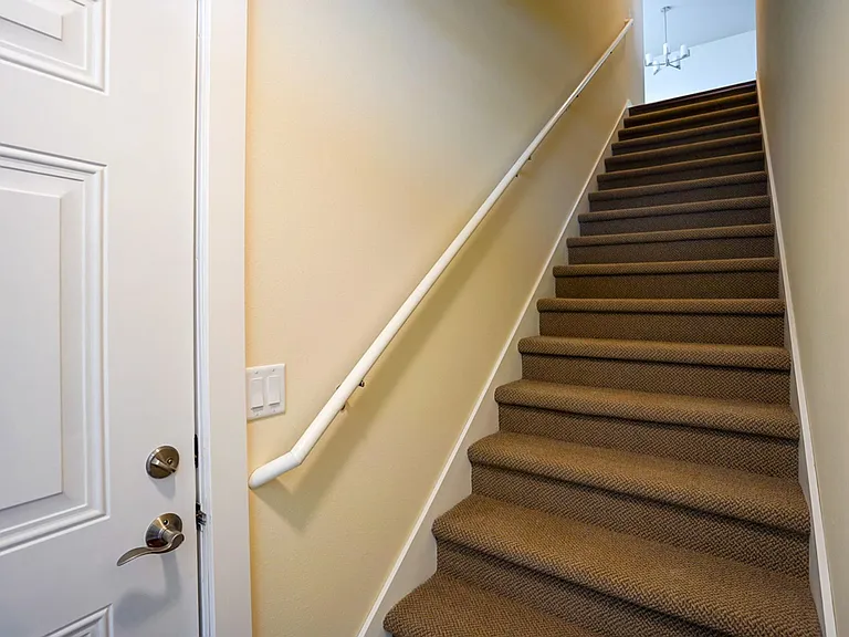 1270 Stonewood Xing — Photo 34