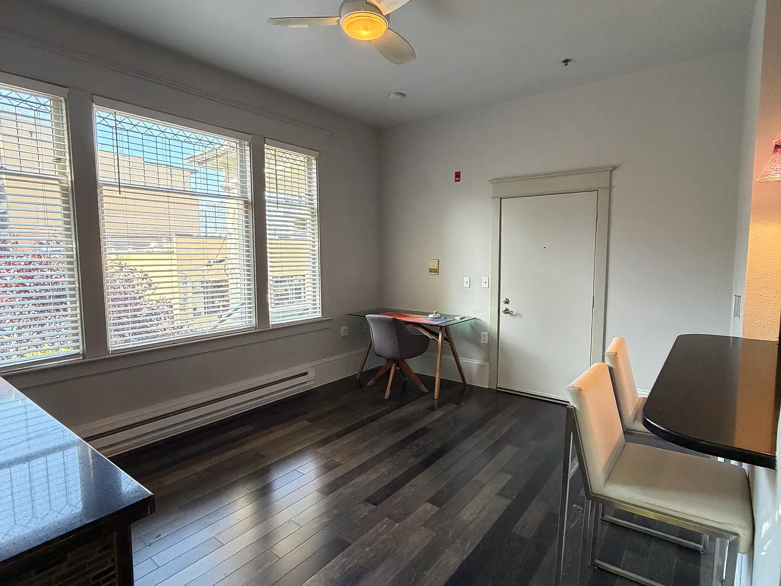 Studio, 430 sqft, $1,950 — Photo 2