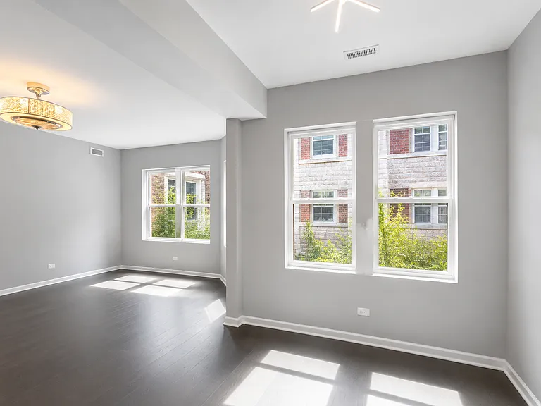 4423 N Lawndale Ave #1A — Photo 5