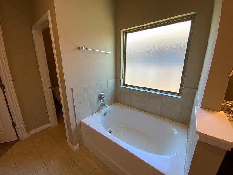 822 Wyndcrest Dr — Photo 14