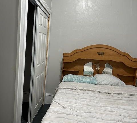 5th image of 1105 Wanda St