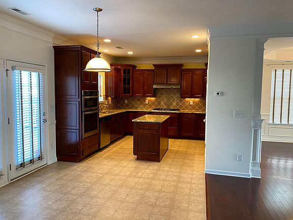 2nd image of 7034 Carnwarth Ln