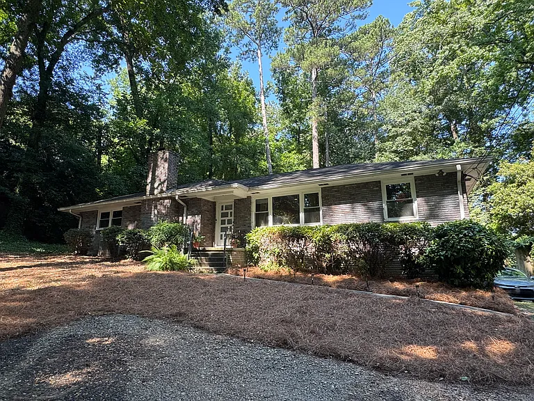 2056 Lenox Rd NE — Photo 49
