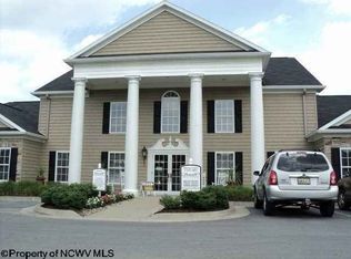 2615 Suncrest Vlg, Morgantown, WV 26505