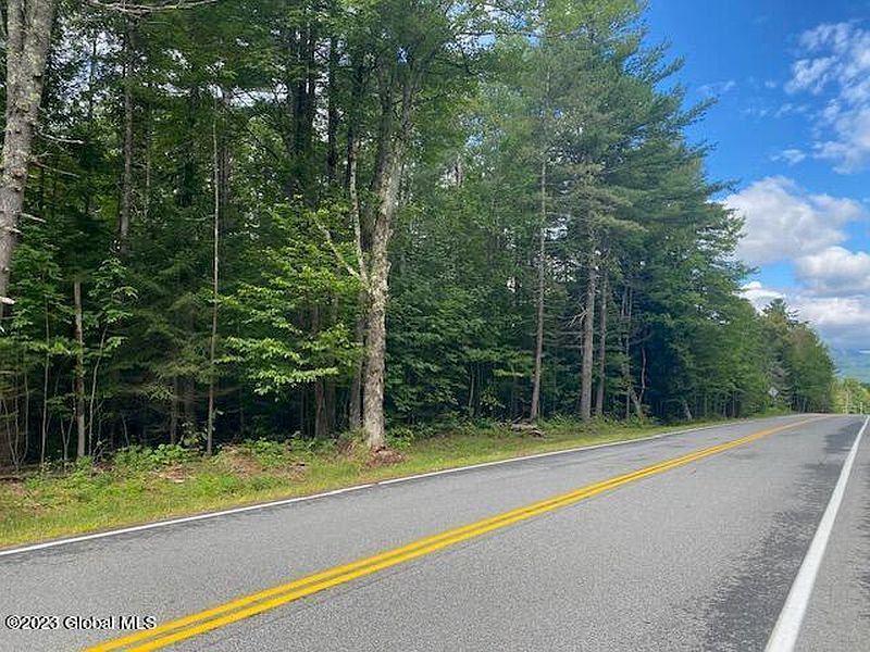 4th image of L 3 South Johnsburg Road
