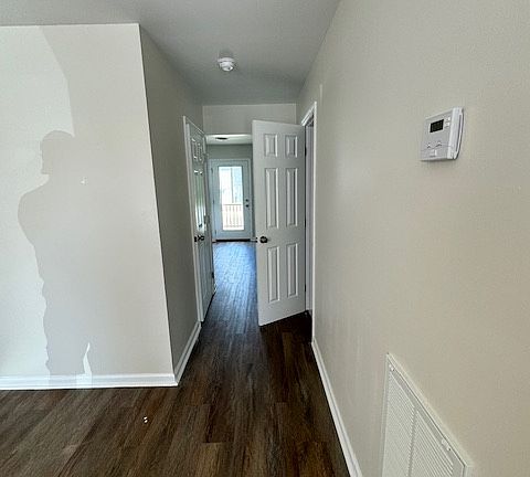 5th image of 119 E Inskip Dr Unit F