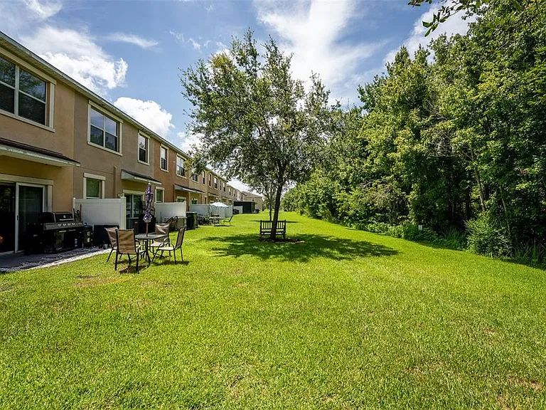 11191 Savannah Landing Cir — Photo 20