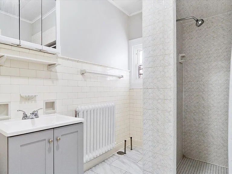 409 S Melcher St #3 — Photo 10