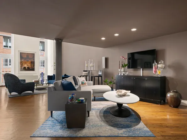 121 West 20th Street 2D image 3 of 11