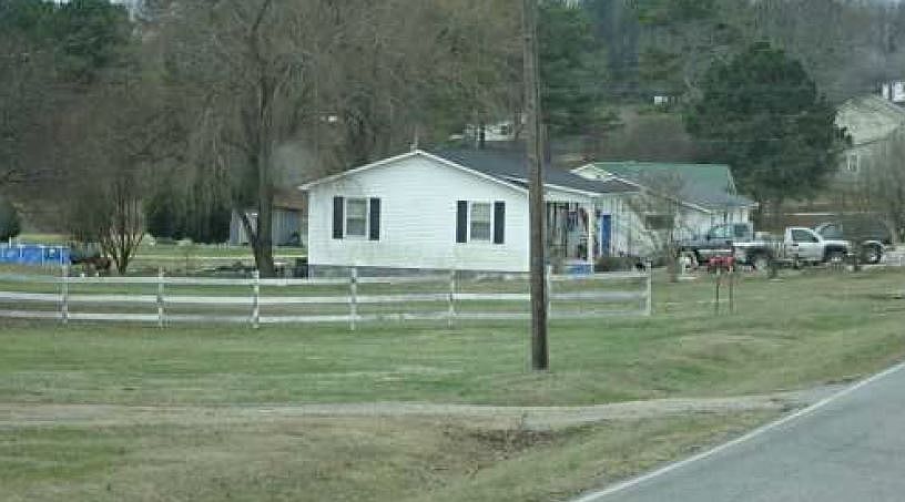 2nd image of 27440 Salem Minor Hill Rd