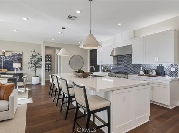 24500 Via Sendero, Santa Clarita, CA 91354