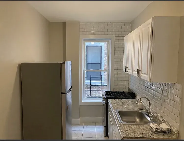 134 East 59th Street — Photo 2