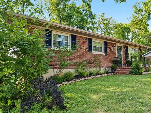 2437 Butternut Hill Ct, Lexington, KY 40509