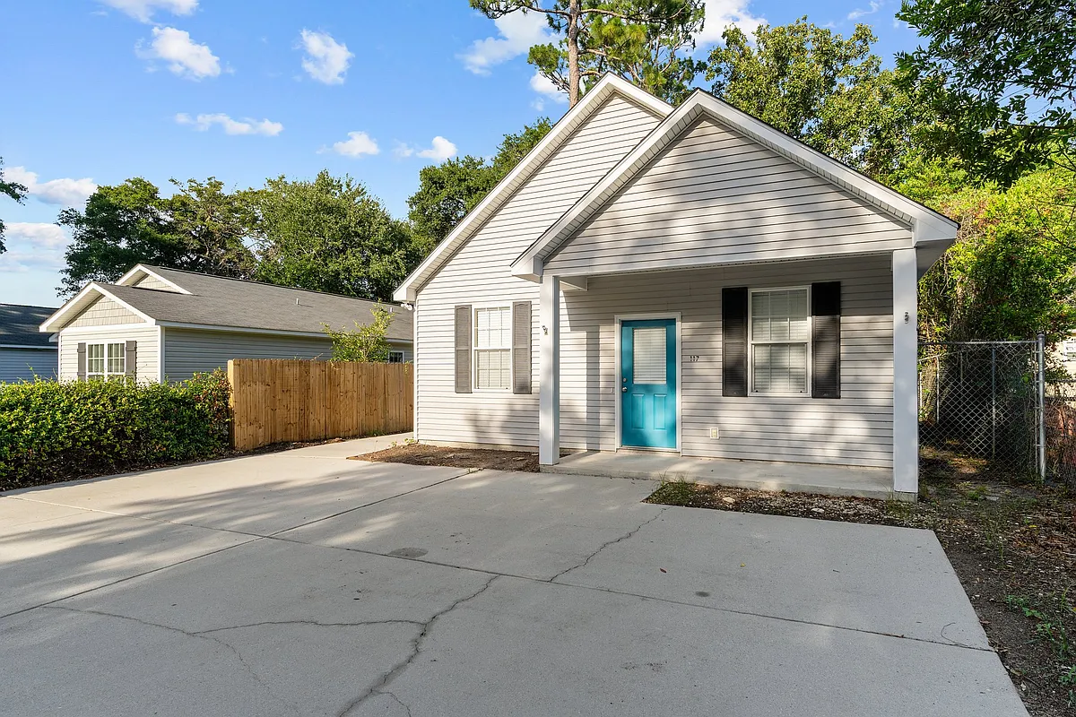 Building Photo - 117 Avondale Ave