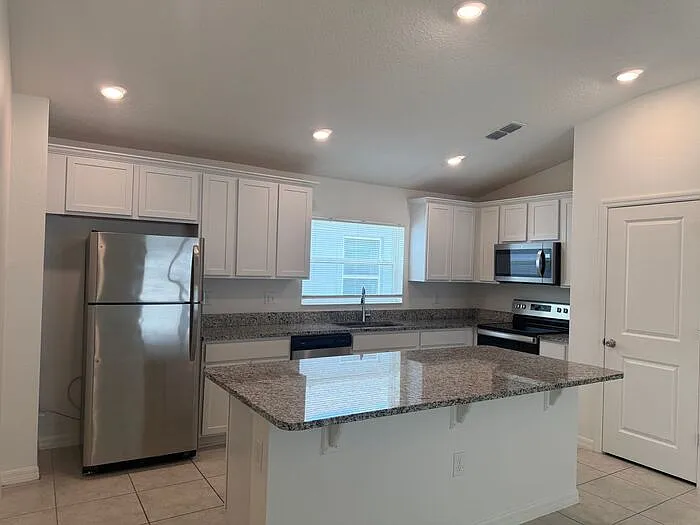 711 Scrub Oak Hammock Rd — Photo 11