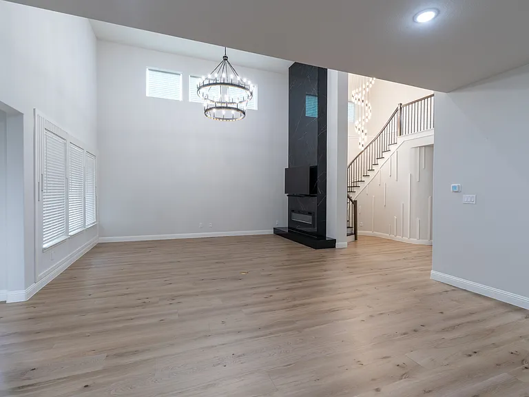 14421 McClint St — Photo 10