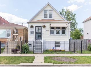 4244 W Thomas St, Chicago, IL 60651