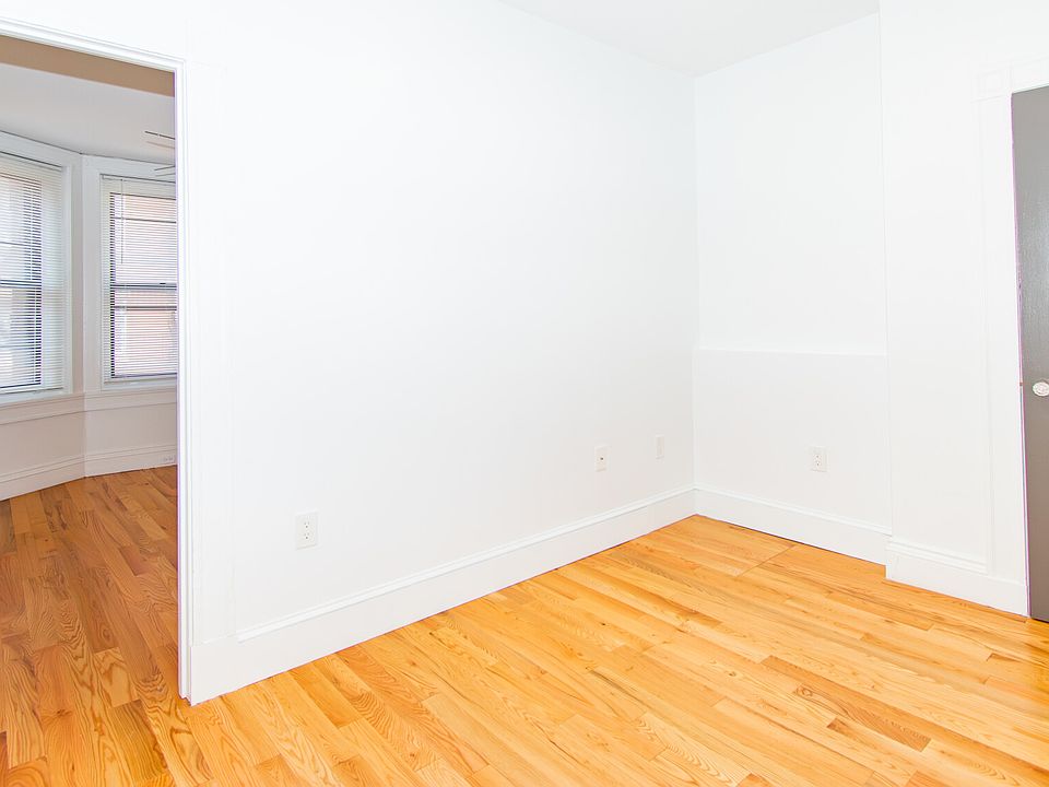 1st image of 91 Westland Ave APT 228
