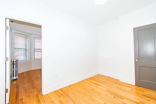 91 Westland Ave #228 Photo 1