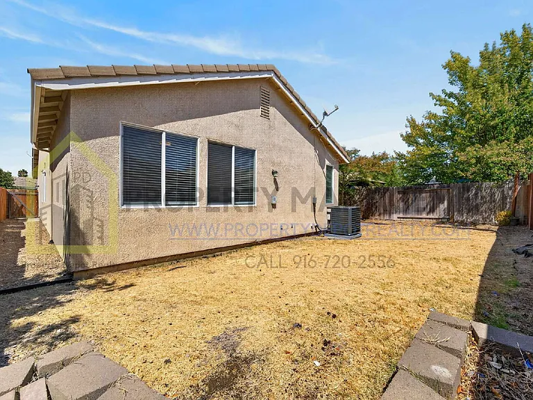 1570 Charm Way — Photo 51